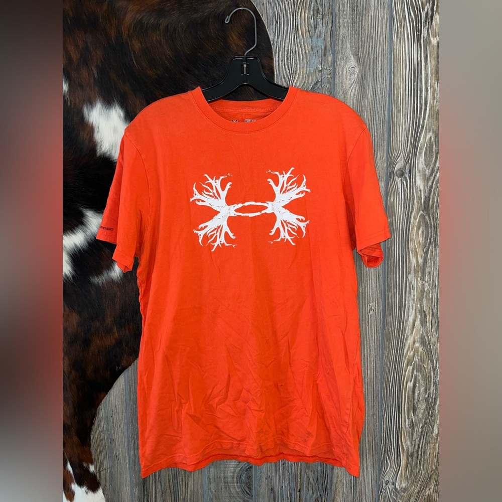 Under Armour orange and white size medium short sleeve tshirt
